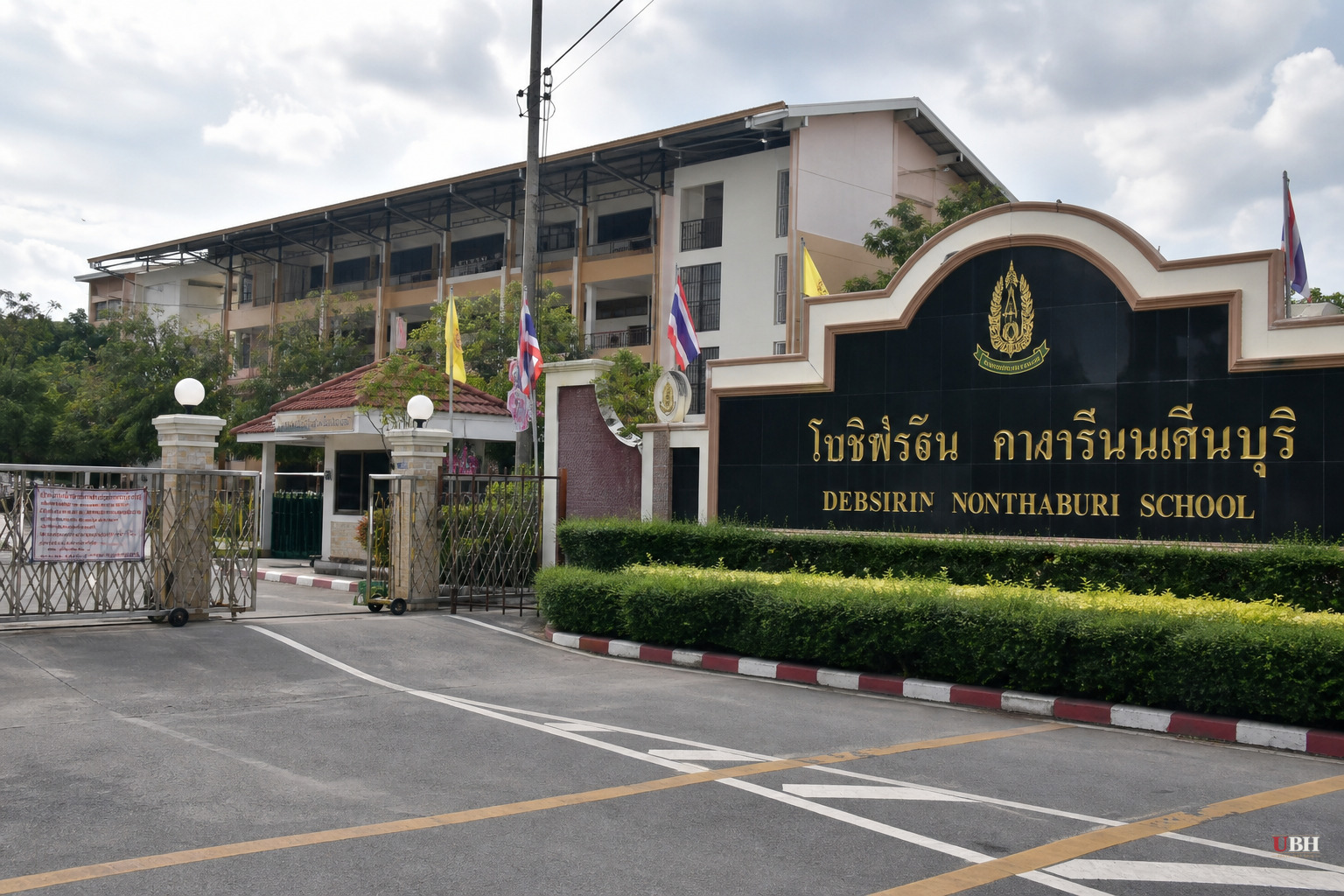 14-Year-Old Kills Grandparents, Then Six More at Thai High School Before Dying