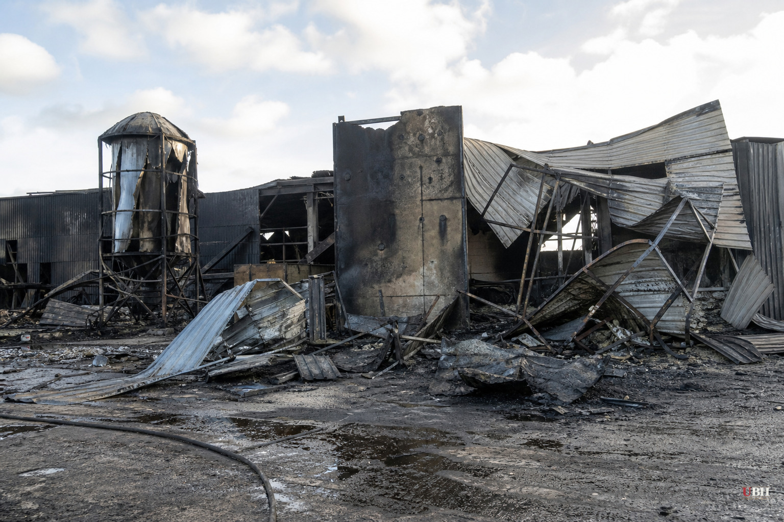 20 Firefighters Hospitalized After Fertiliser Explosion Destroys Essex Farm Site