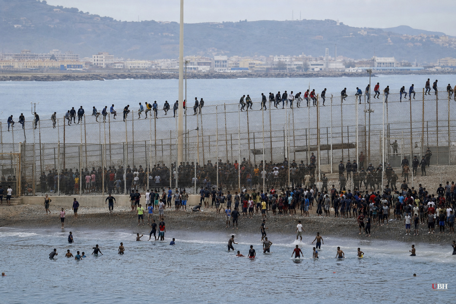 60,000 Migrants Crossed Into Spain's Ceuta in 24 Hours. Sanchez Is Now Fighting Off the EU, Not Just Morocco.