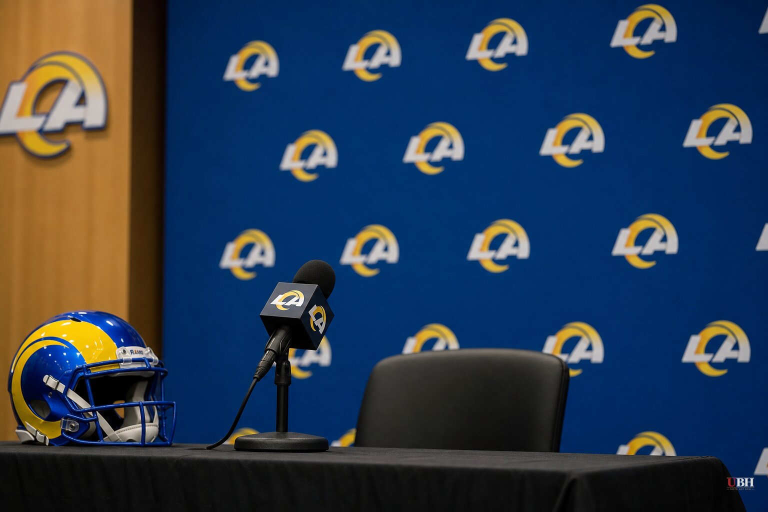 Aaron Donald Ends Retirement, Signs One-Year Deal to Rejoin Rams Alongside Myles Garrett