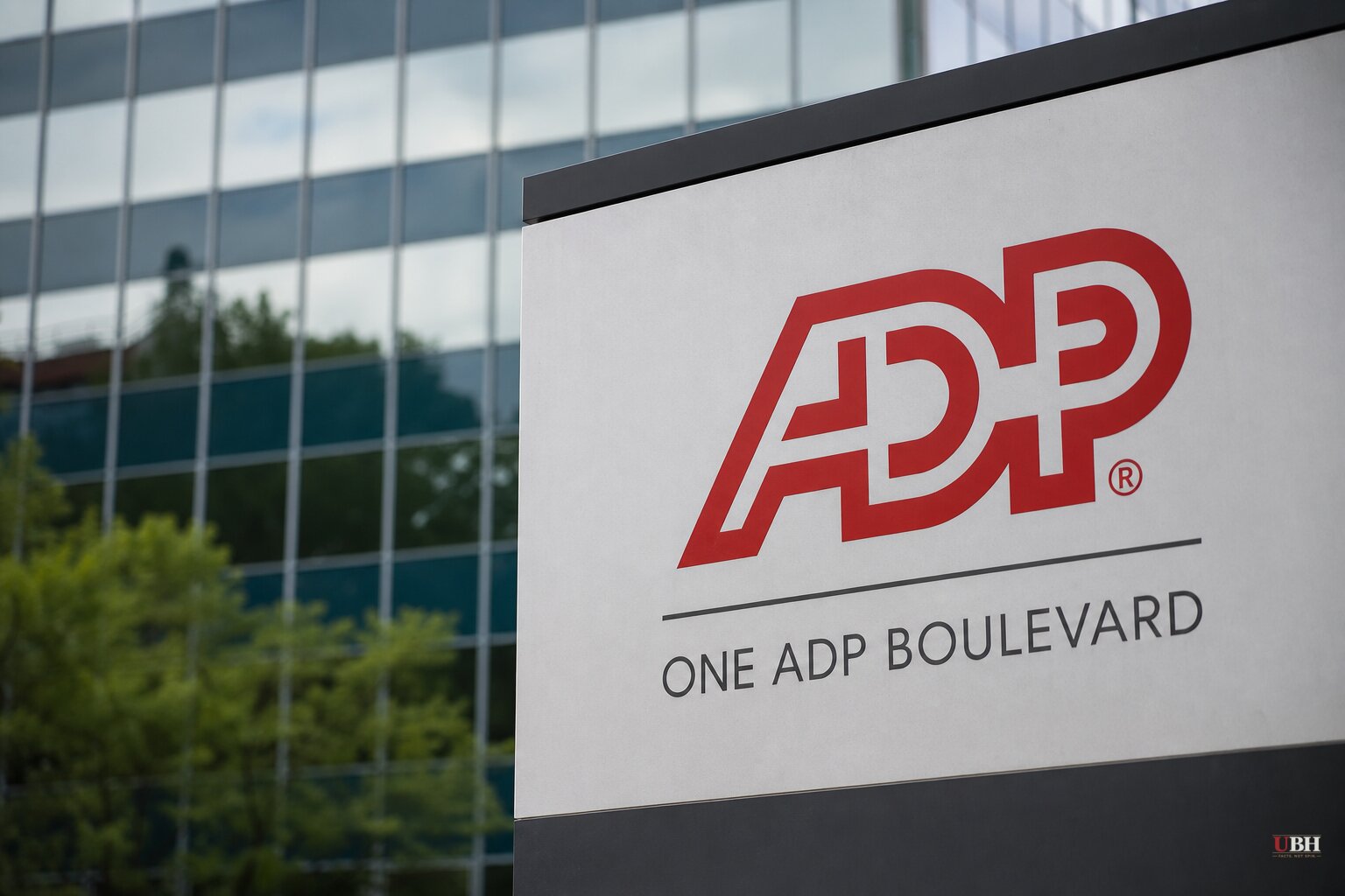 ADP Report: Private Employers Added Just 38,000 Jobs in August, Missing Forecasts