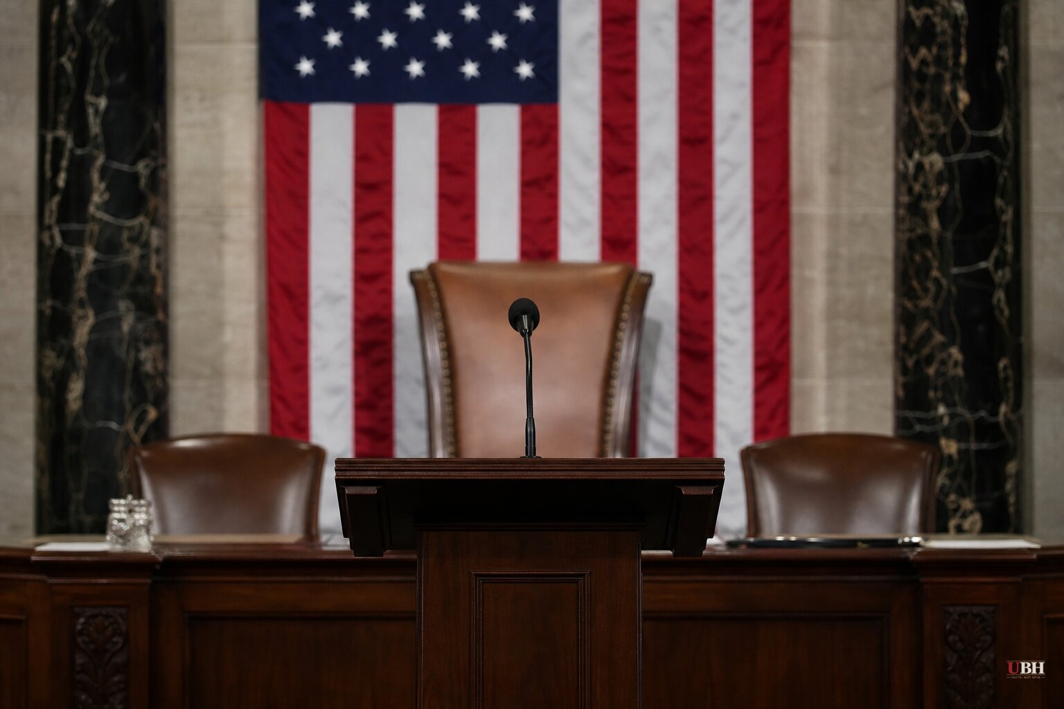 AI Industry Spending on 2026 Midterms Hits $265 Million as Data Center Backlash Splits Both Parties