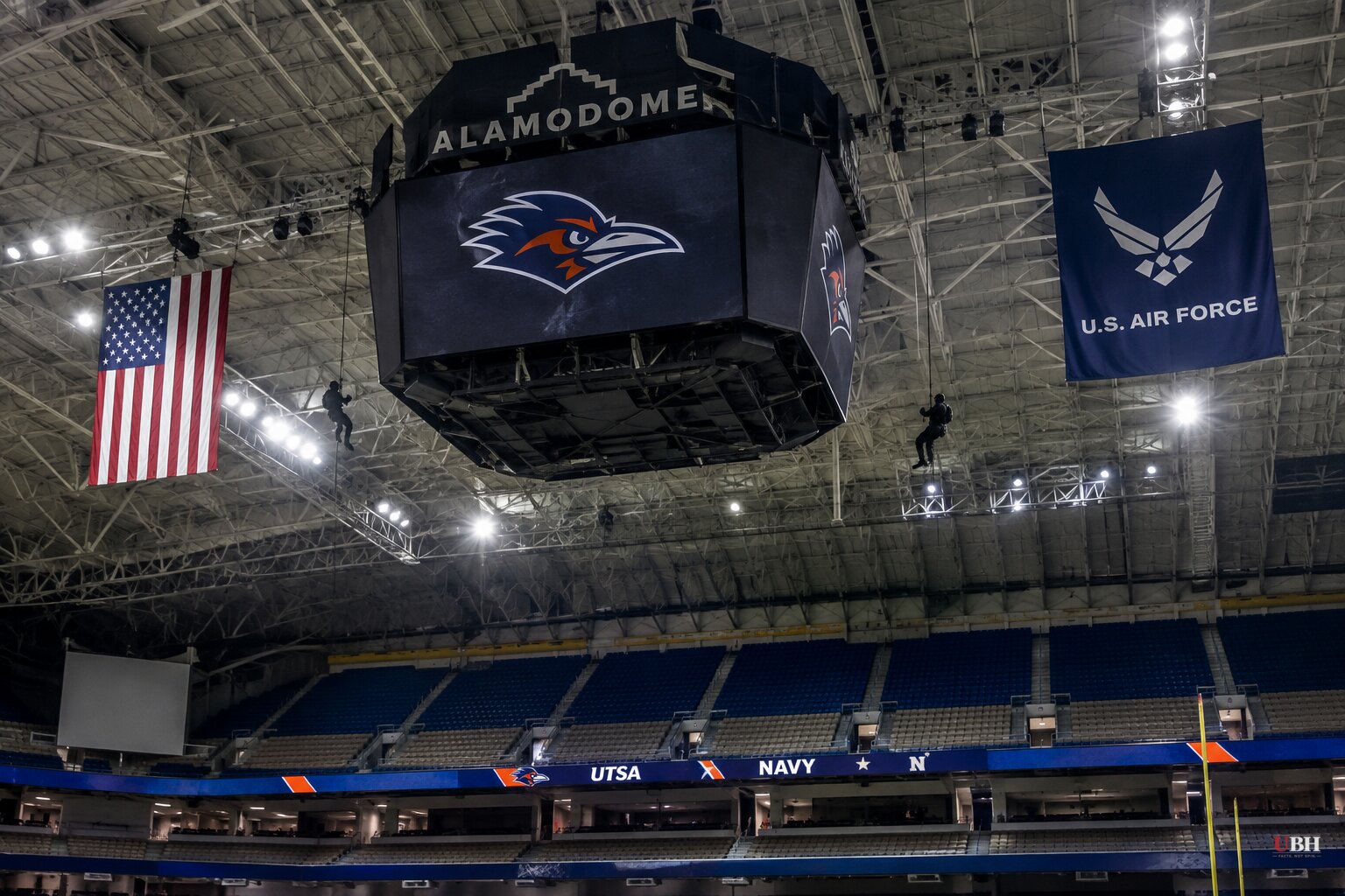 Air Force Airman Dies After Fall During Pregame Rappel at UTSA-Navy Game