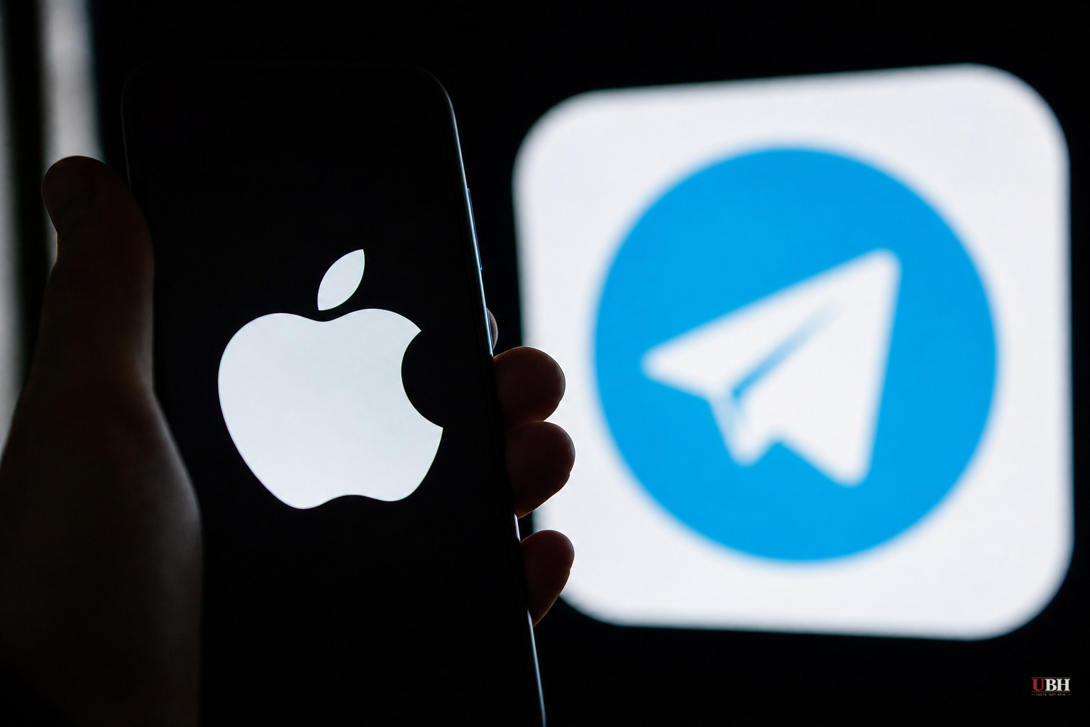 Apple Pulled Telegram From the App Store for 40 Minutes Over CSAM. Durov Blames an Extortionist