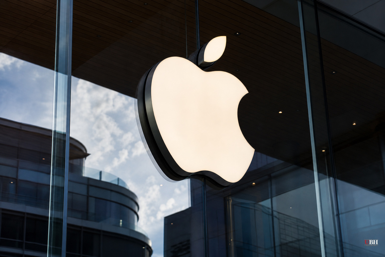 Apple's Smart Glasses Pushed to 2027 Reveal as Company Debates Cutting the Camera