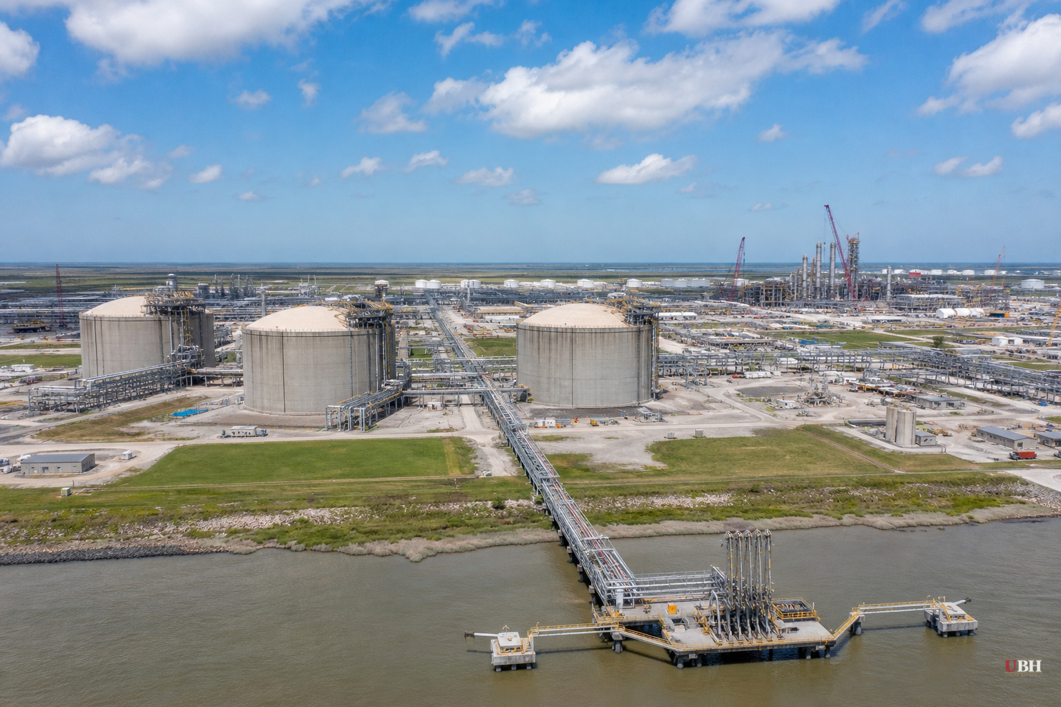 Army Corps Fast-Tracks Louisiana LNG Terminal Expansion Under Trump Energy Emergency, Cuts Comment Period to 10 Days