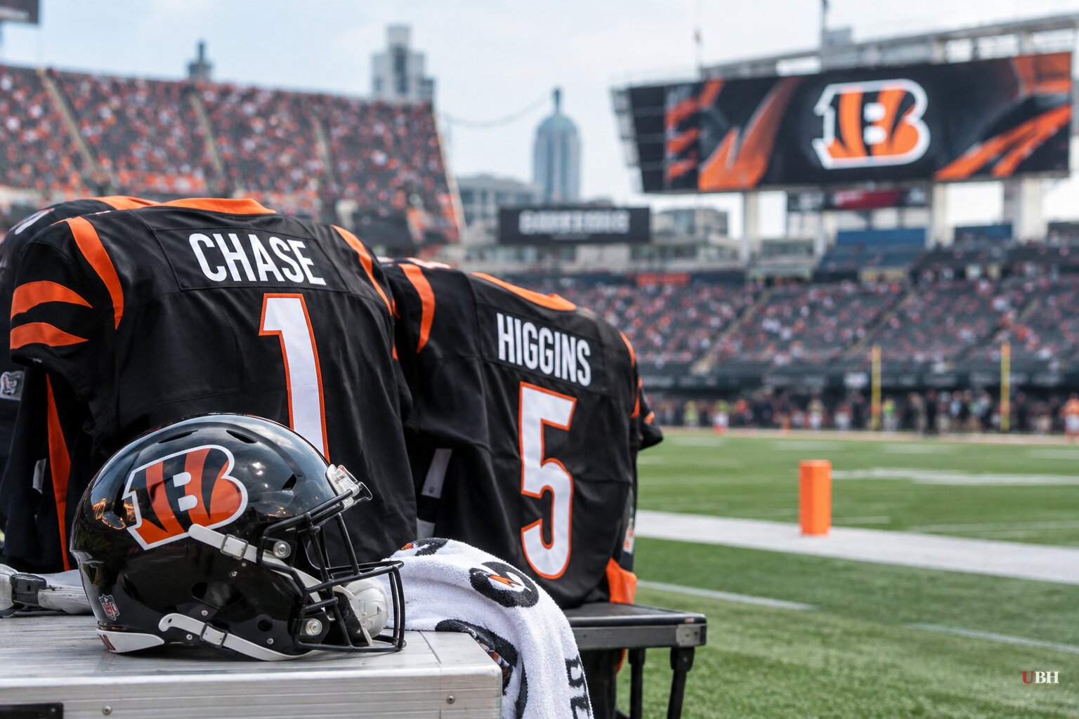 Bengals Lose Chase to Concussion Protocol and Higgins to Adductor Injury in Week 4 Loss