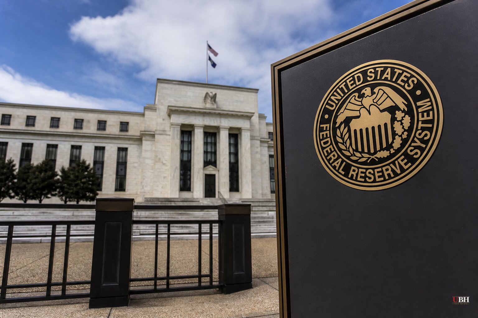 Bond Fund Managers Doubt a September Fed Hike Even as Traders Price 57% Odds