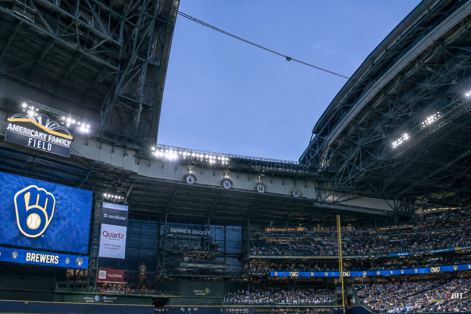 Brewers Open Retractable Roof for NLDS Game 2 After Ball-Off-Roof Call Ended Game 1