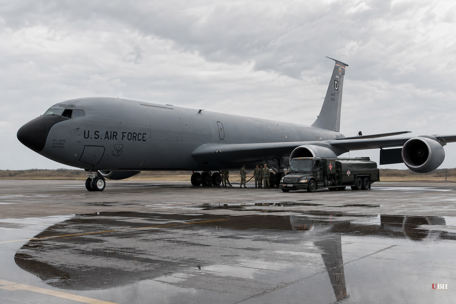 Bulgaria's Parliament Approves U.S. Refueling Jets at Bezmer Air Base Through October 1