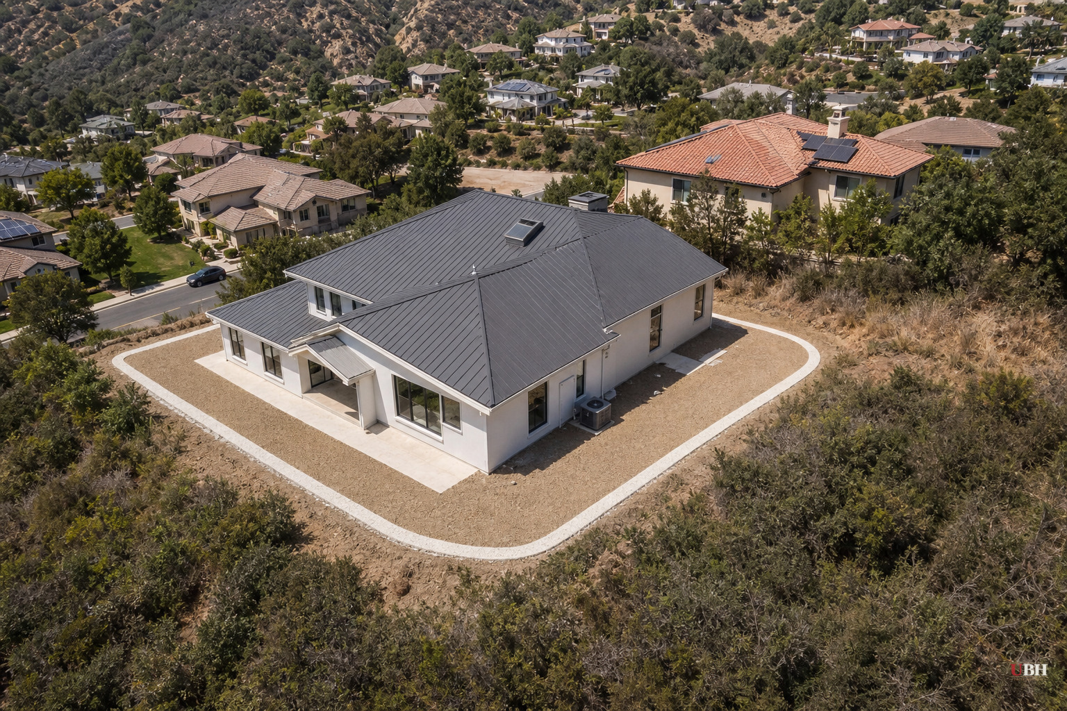 California Adopts 'Zone Zero' Rule Banning Plants Within Five Feet of Homes in Fire Zones