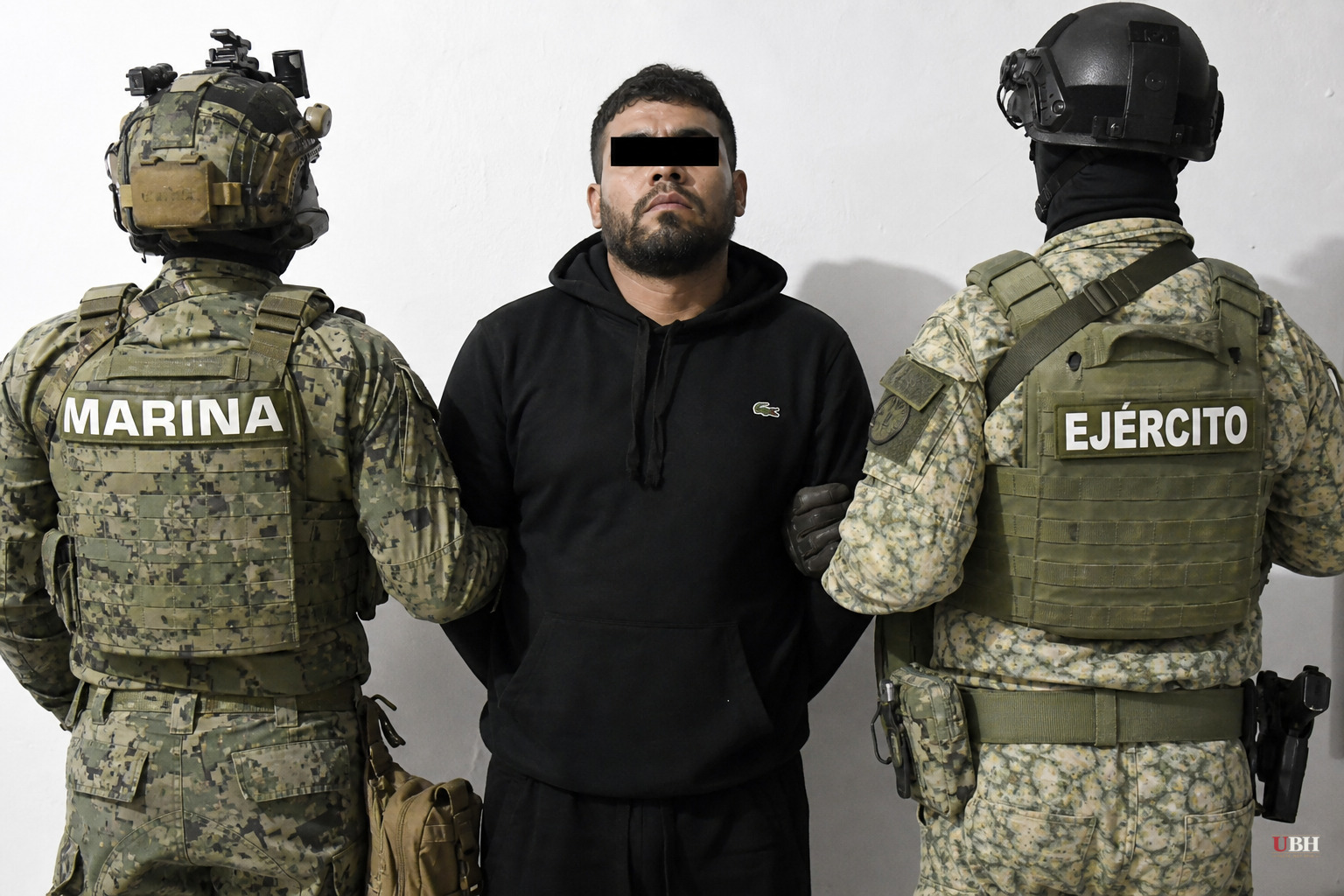 Cartel Boss "El R-1" Arrested, Tied to Mayor's Assassination and Influencer's Livestreamed Murder