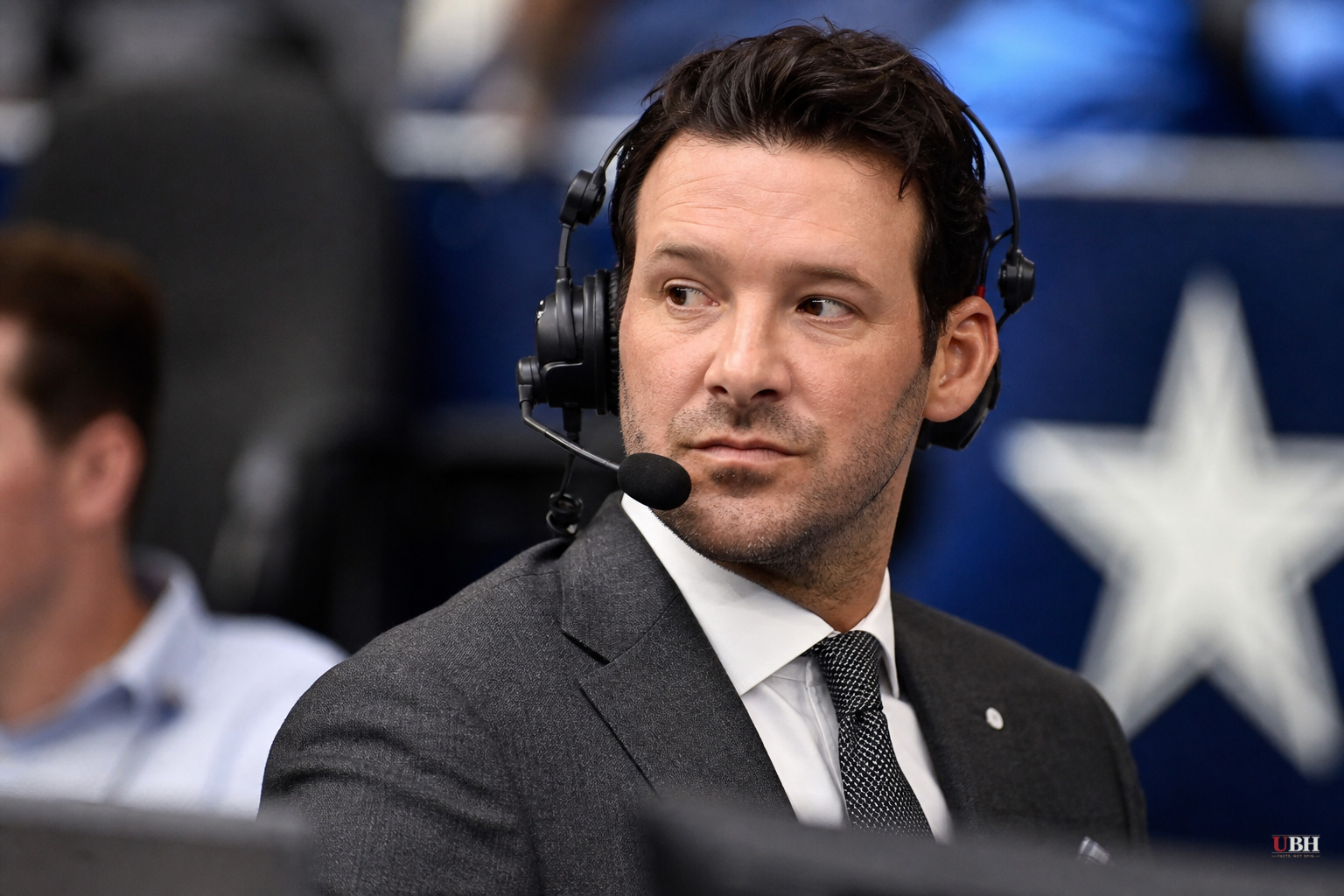 CBS Still Has No Timetable for Tony Romo's Return After OWI Arrest