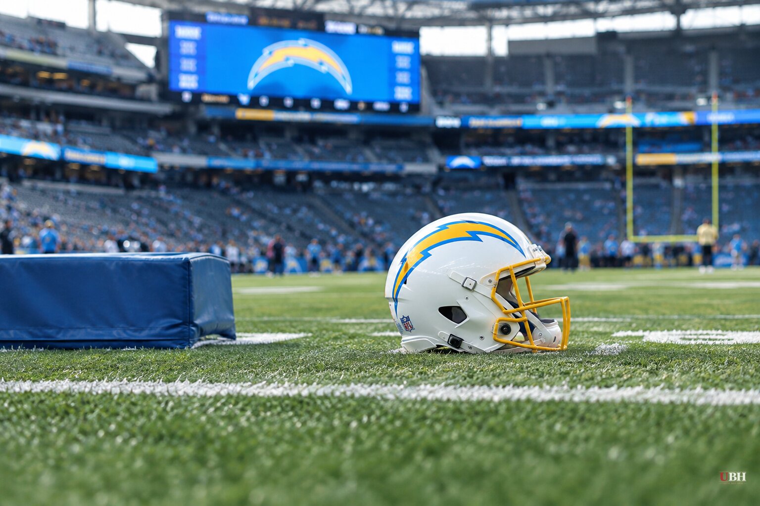 Chargers Left Tackle Rashawn Slater Expected to Miss Weeks With High-Ankle Sprain After 0-4 Start