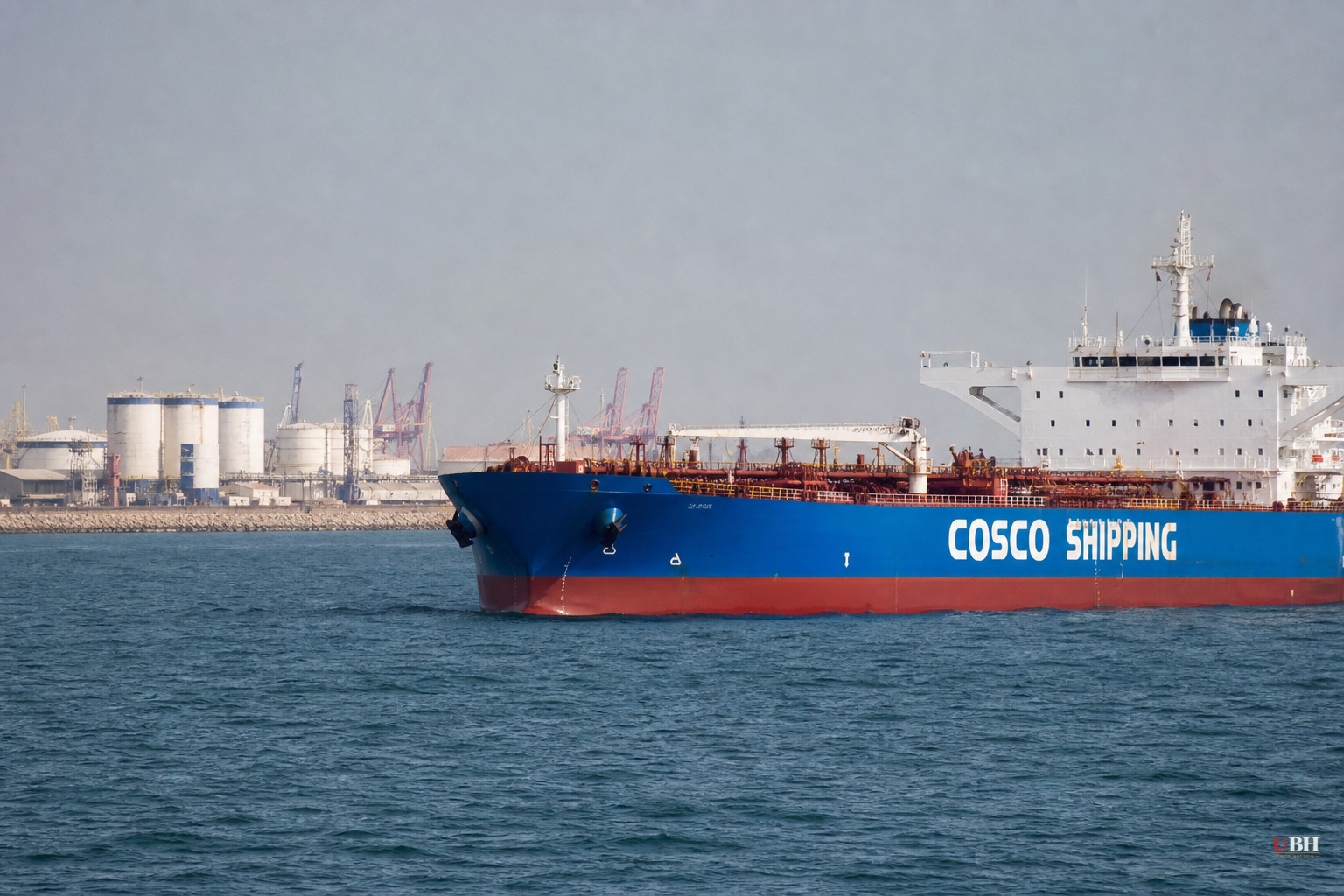 China's Own Tankers Are Dodging Hormuz and Bab al-Mandeb Despite Getting a Pass from Iran