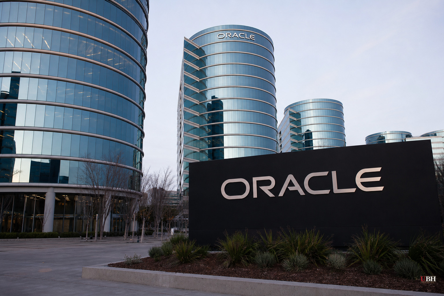 Credit Spreads for Oracle, Neoclouds Are Widening as AI Debt Piles Up