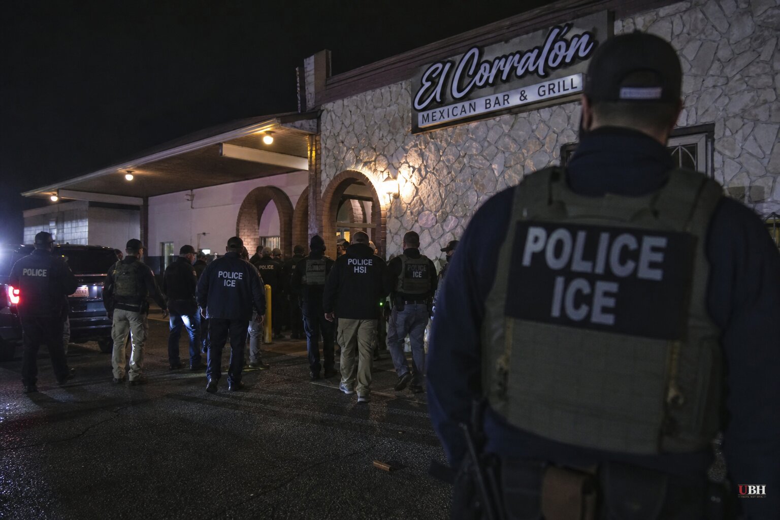 DHS Says ICE Arrested 121 People at Memphis Bar, One of the Largest Single-Day Raids of 2026