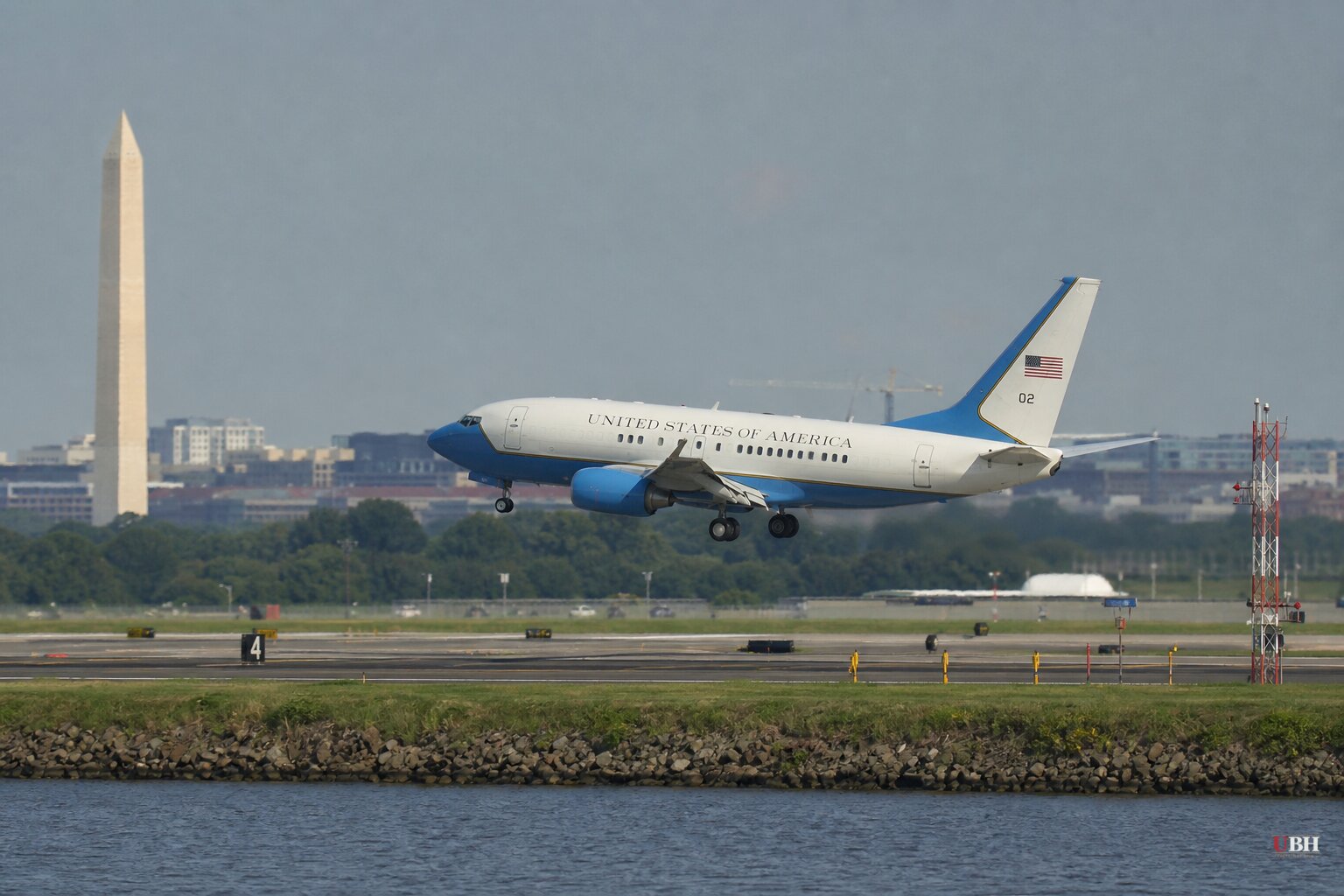 DHS Secretary's 24-Year-Old Coast Guard Jet Loses Engine Mid-Flight, Lands Safely at Reagan National