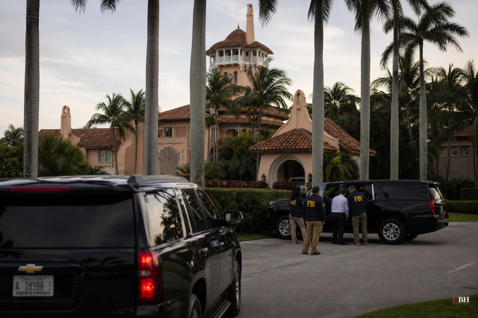 DOJ Investigators Seek Interviews With FBI Officials Over 2022 Mar-a-Lago Search