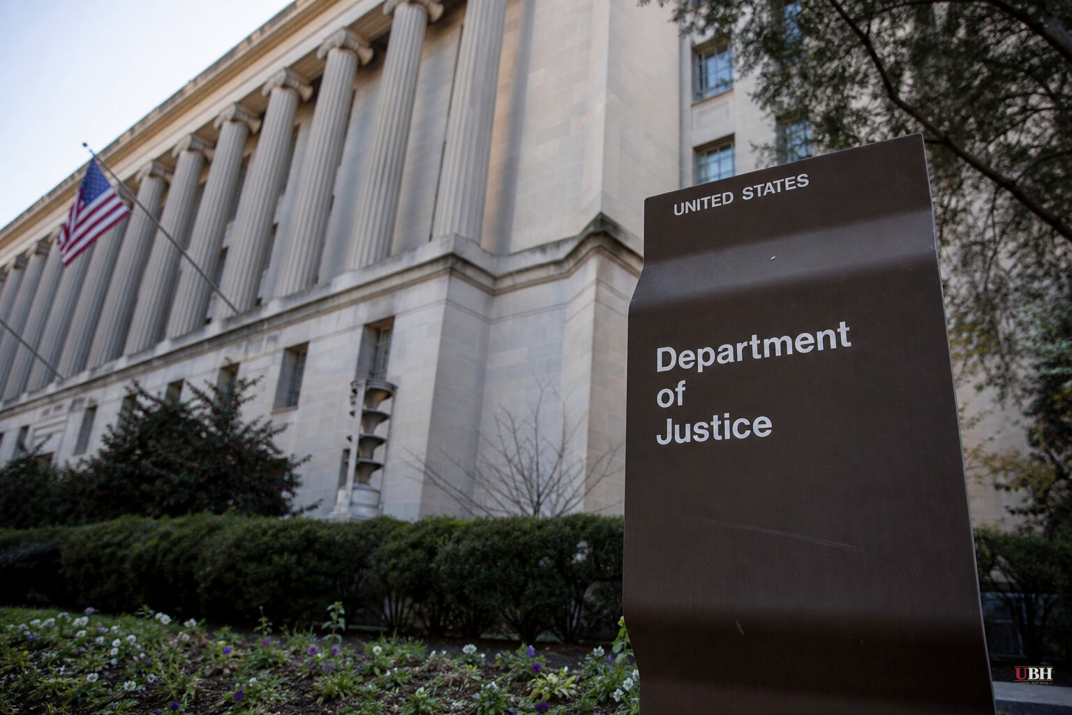 DOJ Sues Kansas City, Kansas Schools Over Policy on Hiding Gender Transitions From Parents