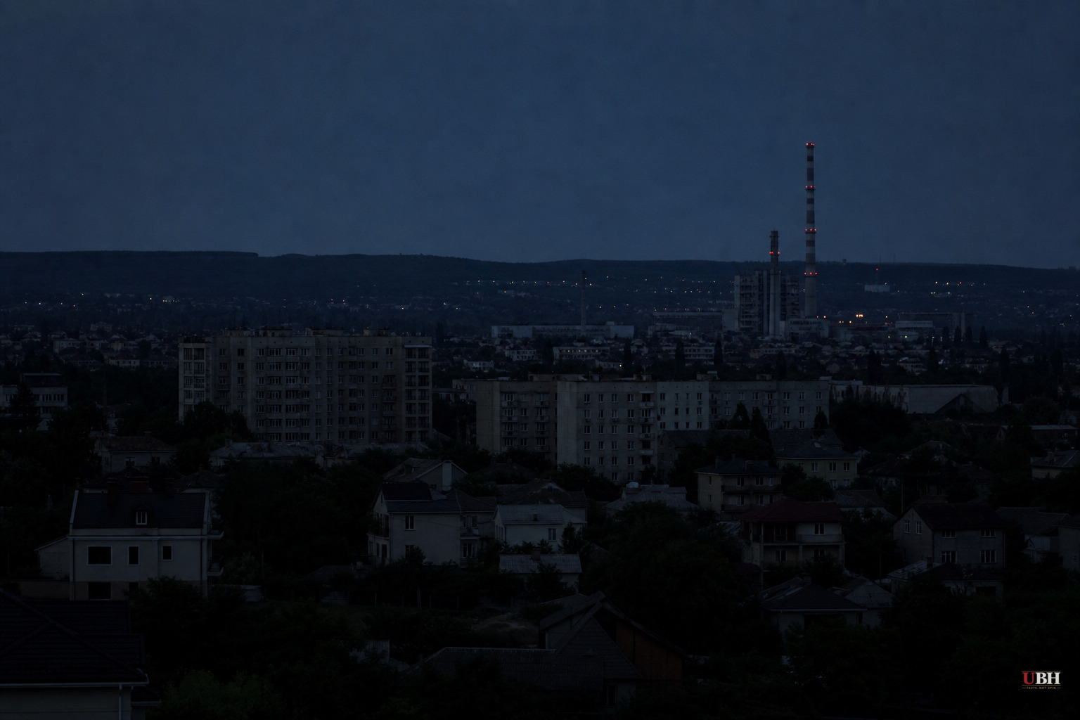 Drone Strikes Knock Out Power and Water Across Crimea, Russian-Installed Officials Admit They Can't Fix Blackout Schedules