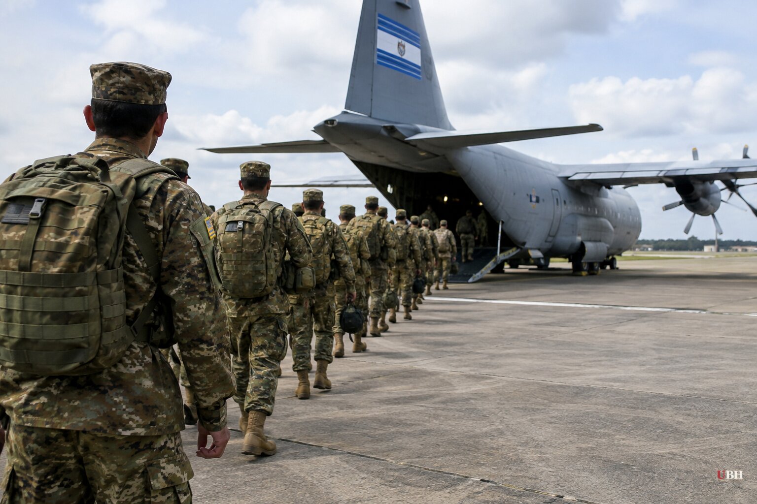 El Salvador Deploys 2,000 Troops to Haiti to Find Four Missing Aviation Technicians