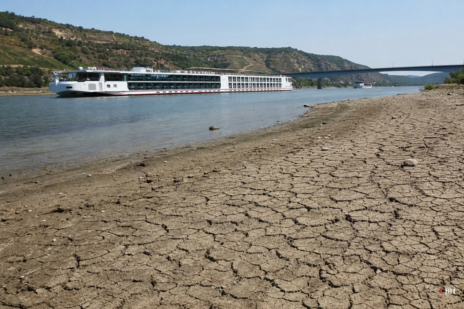 Europe's Rivers Hit Record Lows, Stranding Cruises and Slowing Germany's Economy