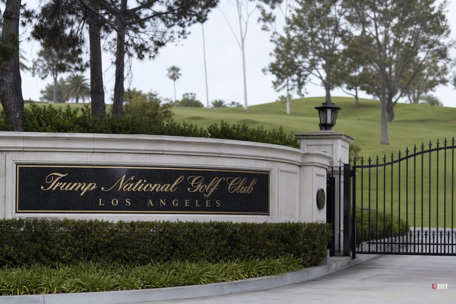 Ex-Marine Arrested at Trump's California Golf Course Had Melania Trump's Schedule, 208 Pages of Notes on Secret Service