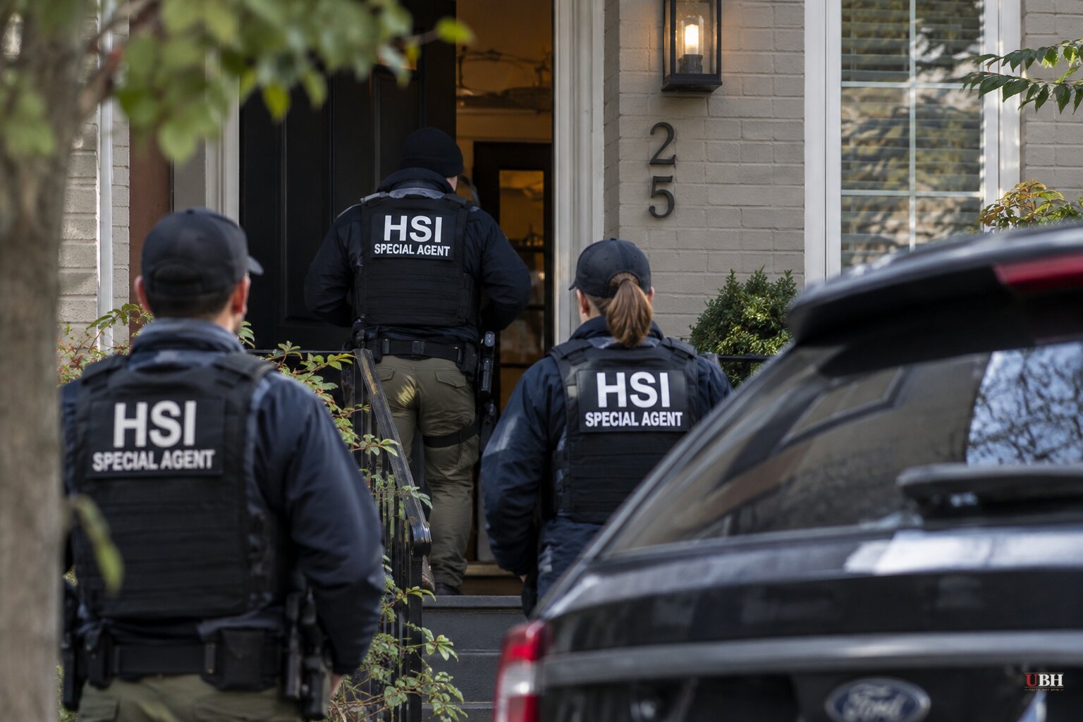 Federal Agents Search Ilhan Omar's DC Home Under Court-Authorized Warrant, Sources Cite Immigration Paperwork Probe