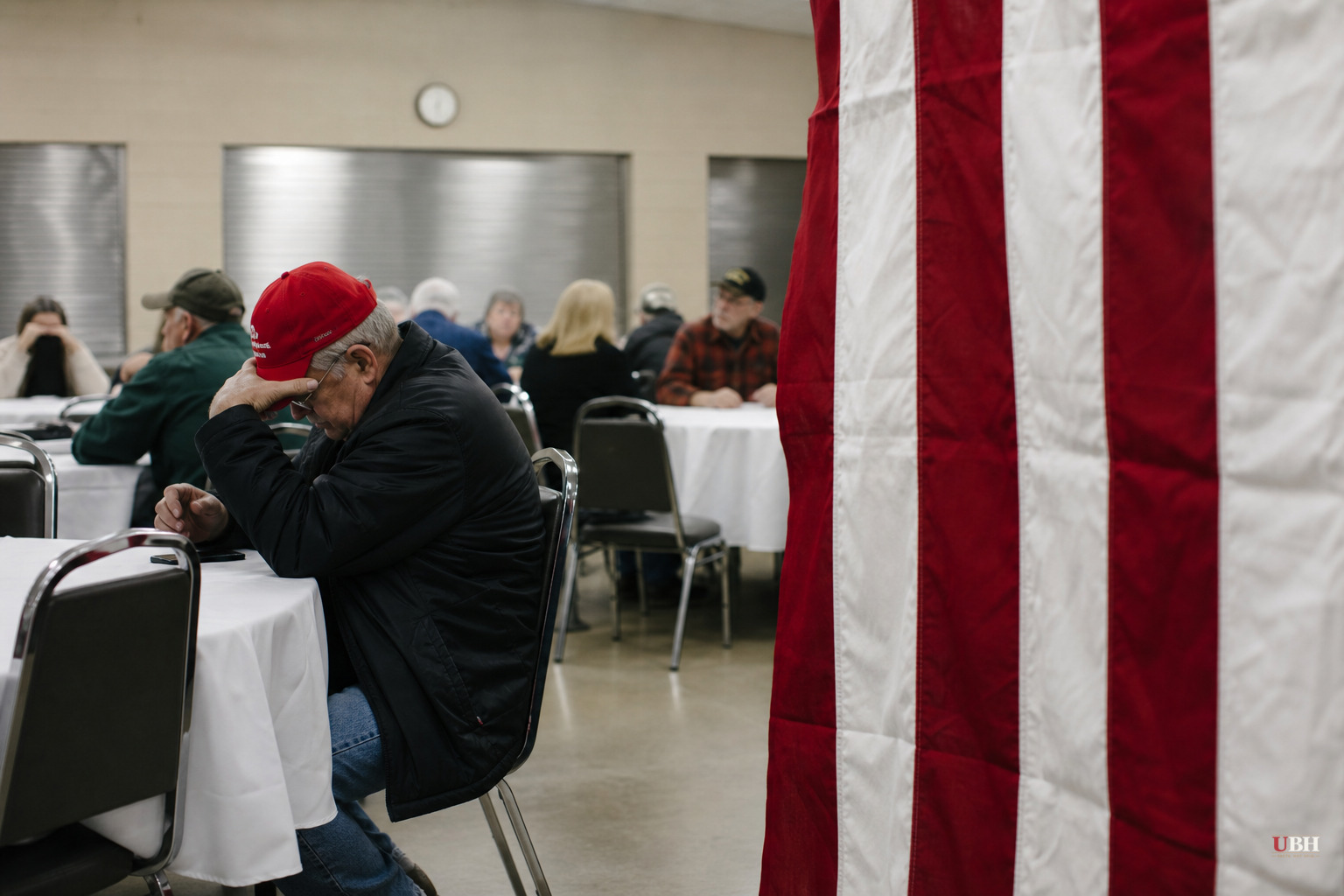 GOP Pollsters Warn Even Loyal Republican Voters Are Checked Out Ahead of Midterms