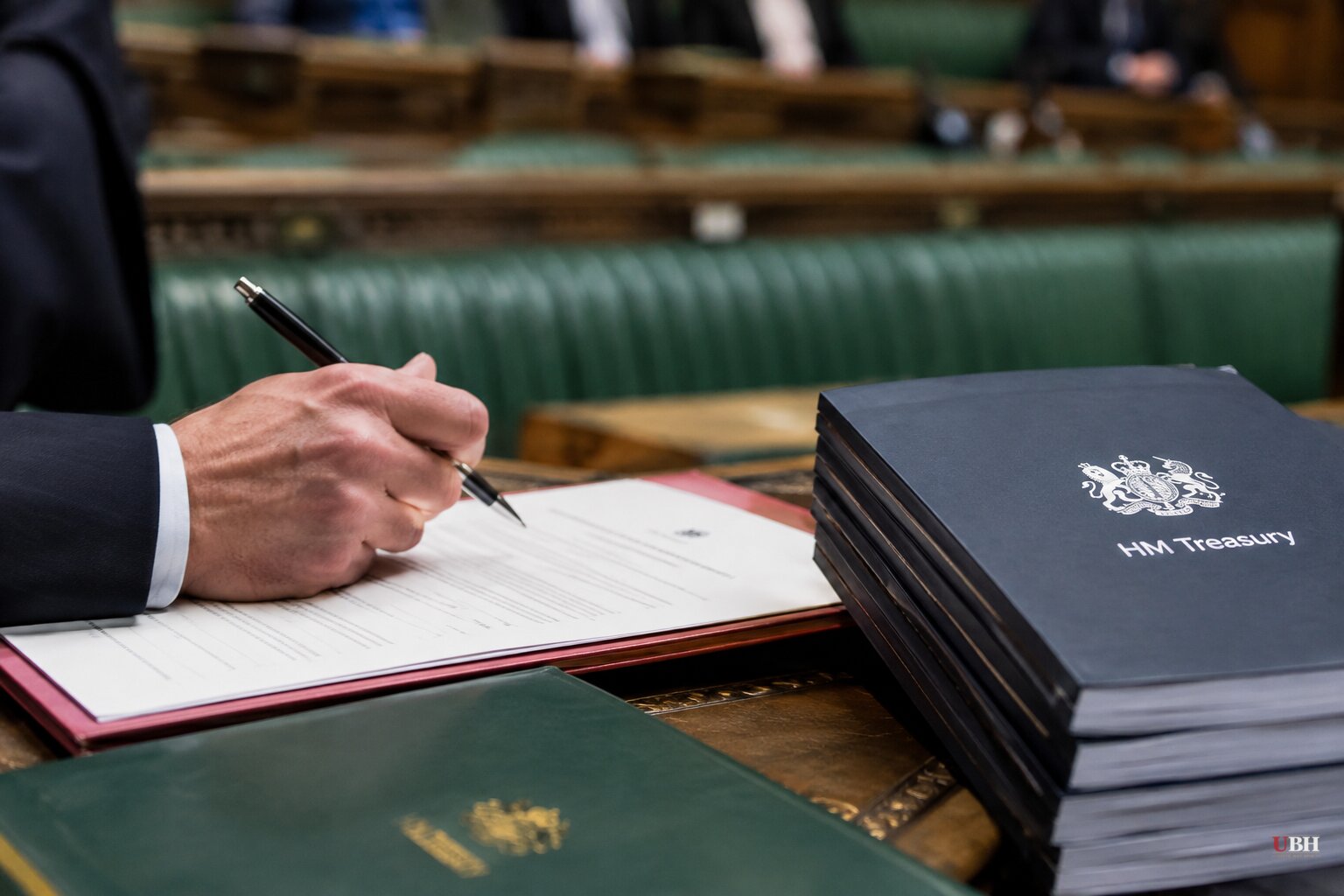 Healey's Budget Sets 2030 Target Date for 3% of GDP on Defence, Leaves Spending Path to Next Year's Review