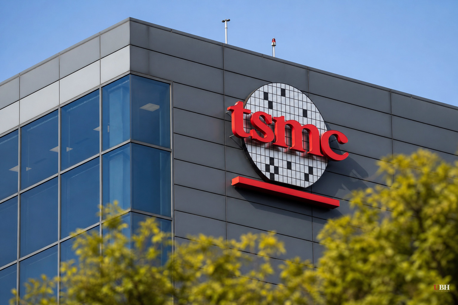Hedge Funds Dumped Broadcom for Taiwan Semiconductor Last Quarter, 13F Filings Show