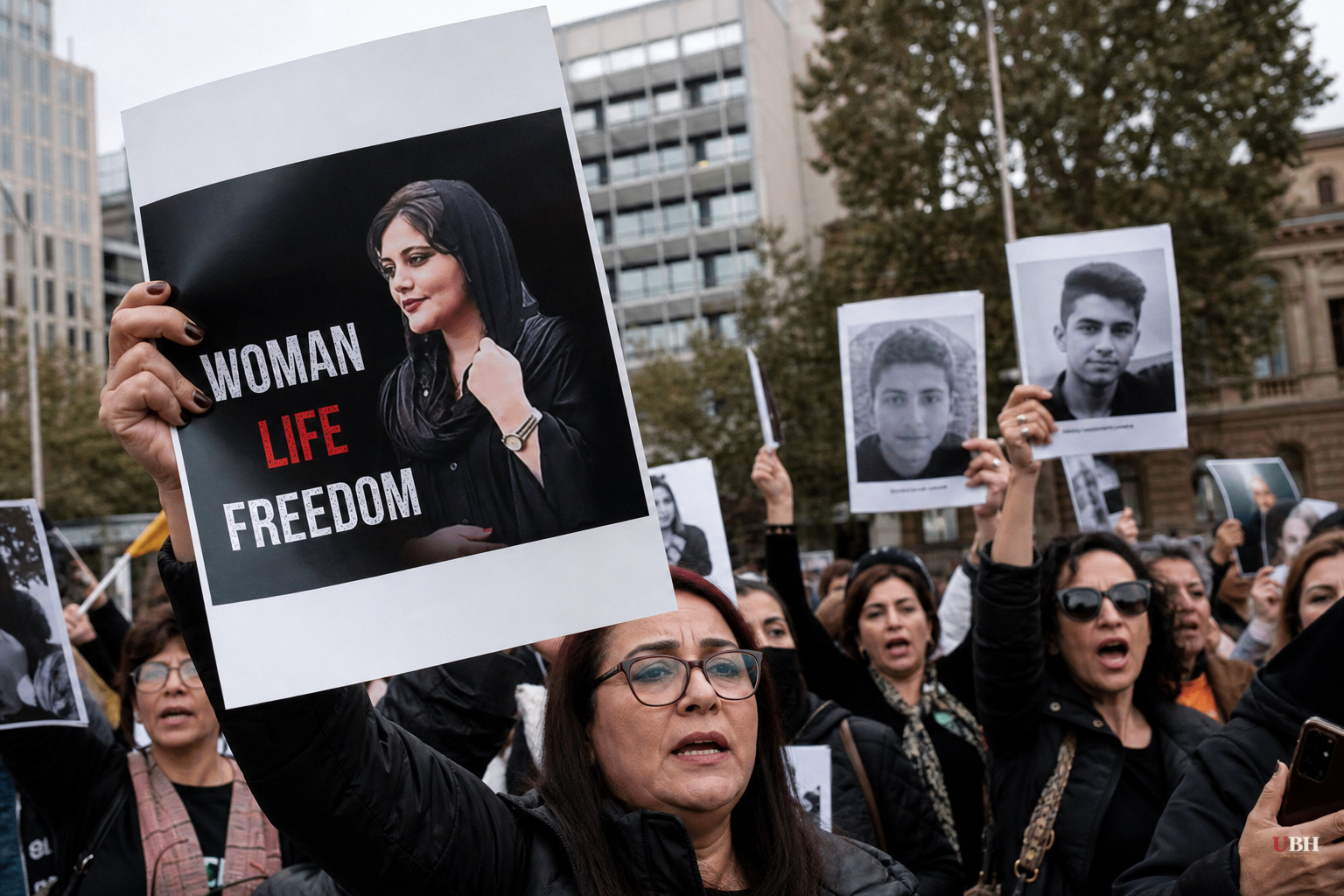 Iran Executes Teenage Protesters as Death Sentences From January Uprising Continue