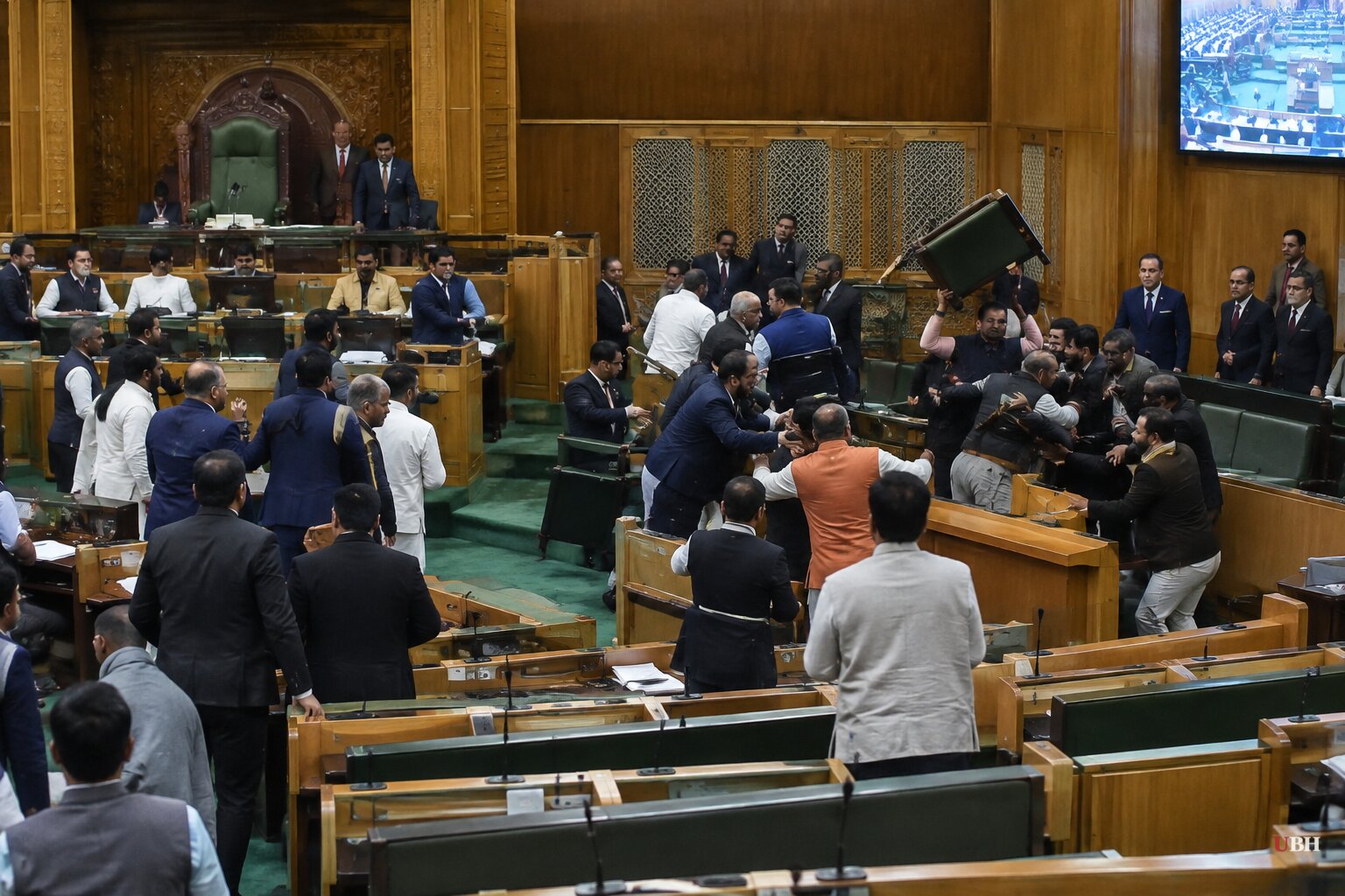 J&K Assembly Erupts in Fistfights After Omar Abdullah's Statehood Resolution Cites 2000 Autonomy Document