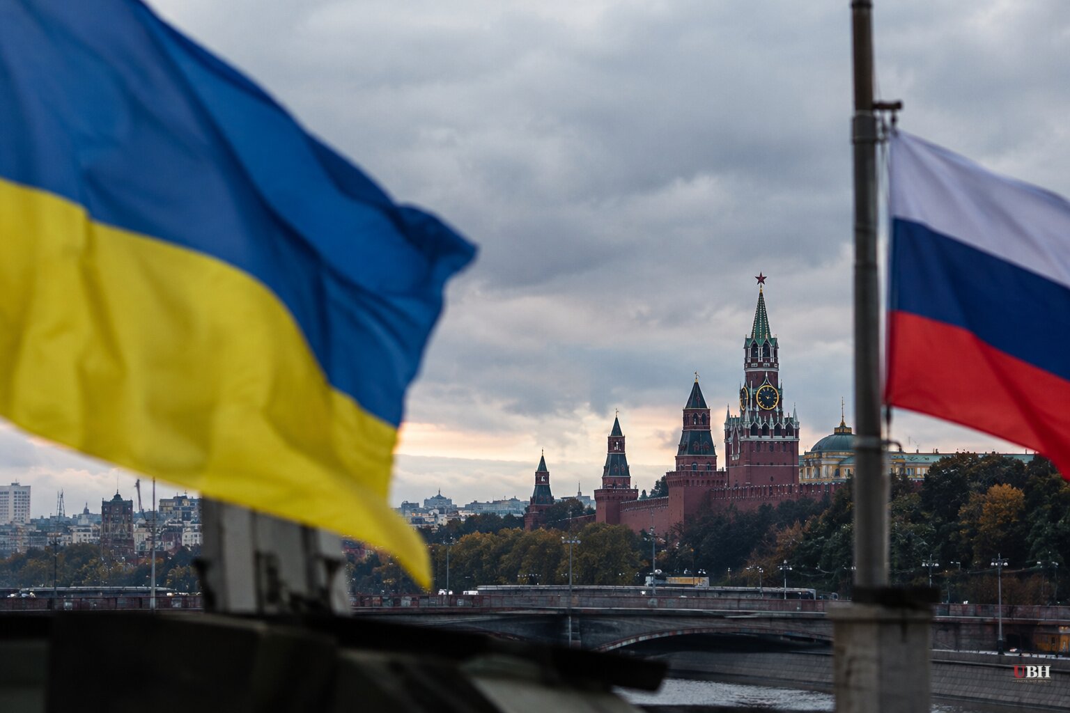Kremlin Rejects Zelensky's 60-Day Ceasefire Offer as Kyiv Says Russia Broke Trump's Energy Truce