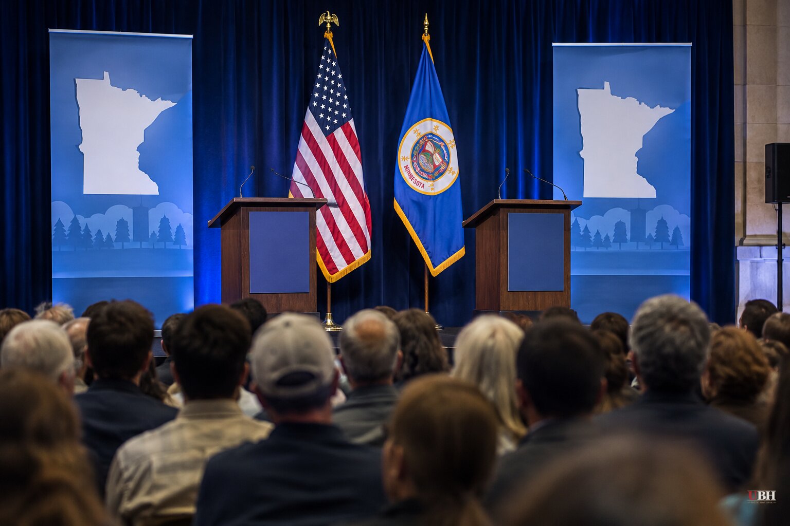 Minnesota Senate Race Moves to Lean Democratic as Fraud Fallout and Omar Search Hit Final Stretch