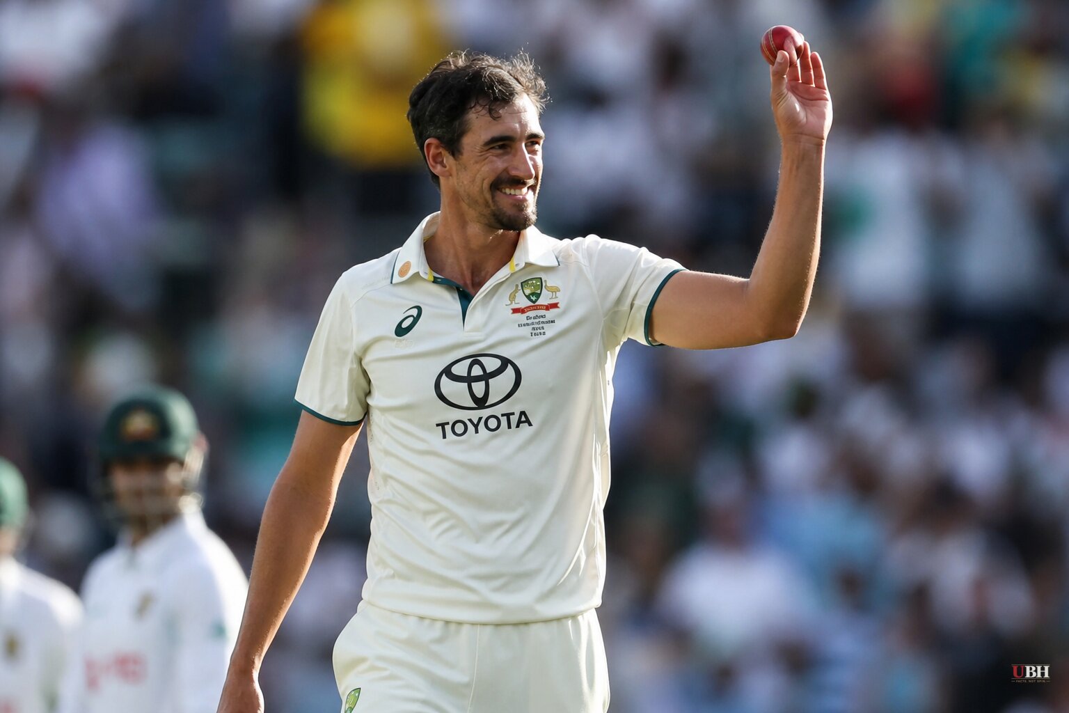 Mitchell Starc Reaches No. 1 in ICC Test Bowler Rankings for First Time at Age 36