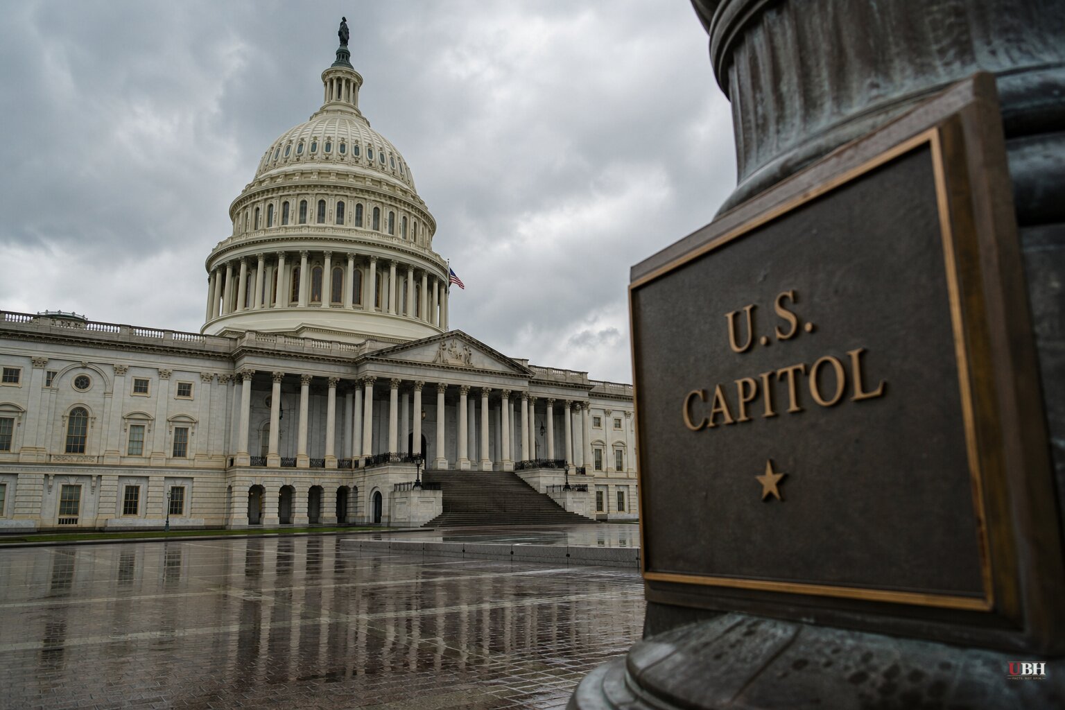 National Debt Crosses $40 Trillion Months Ahead of Schedule as Bond Market Sends a Warning