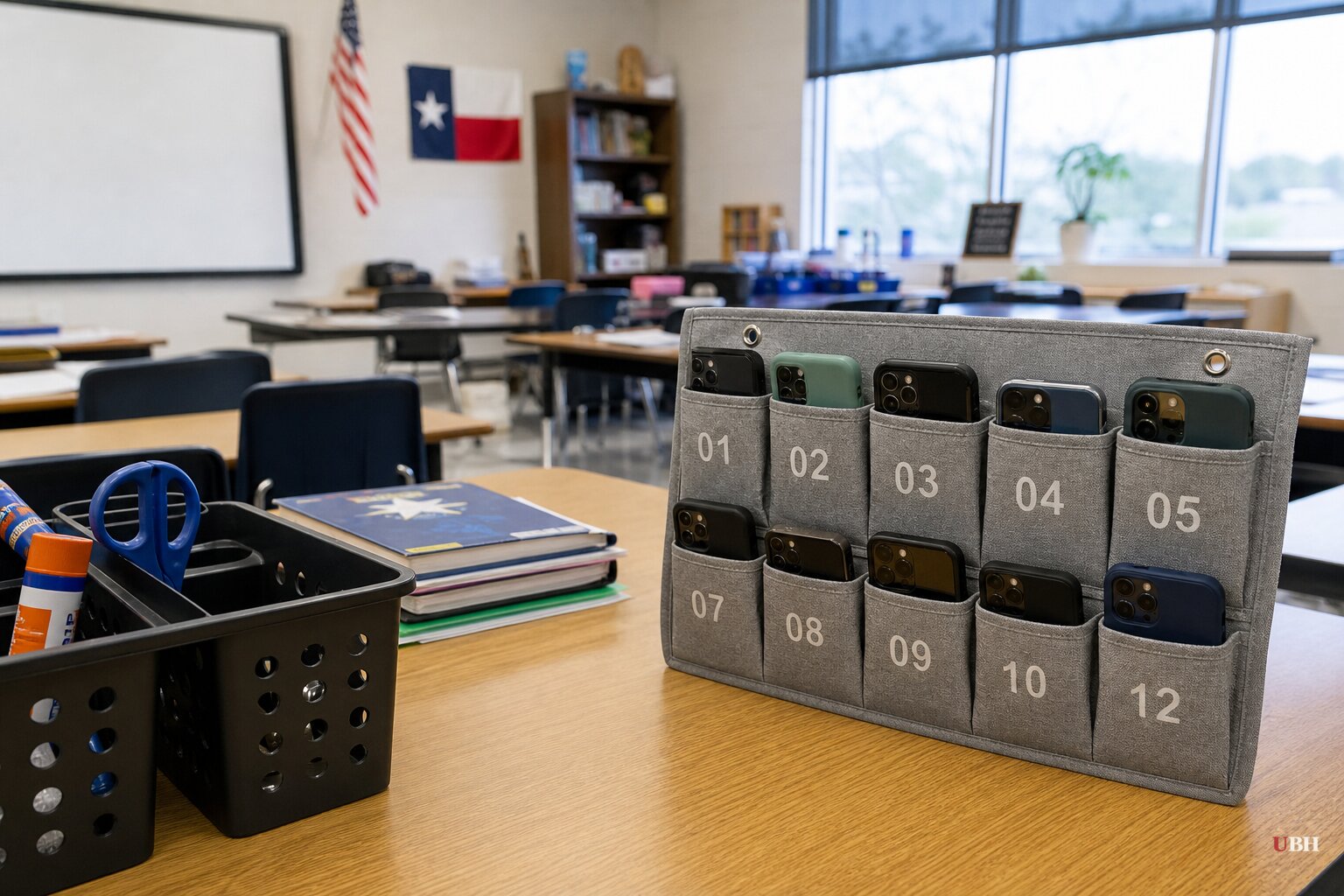 Neuroscientist and Washington Post Op-Ed Fuel New Push Against Classroom Screens as Texas Phone Ban Completes First Year