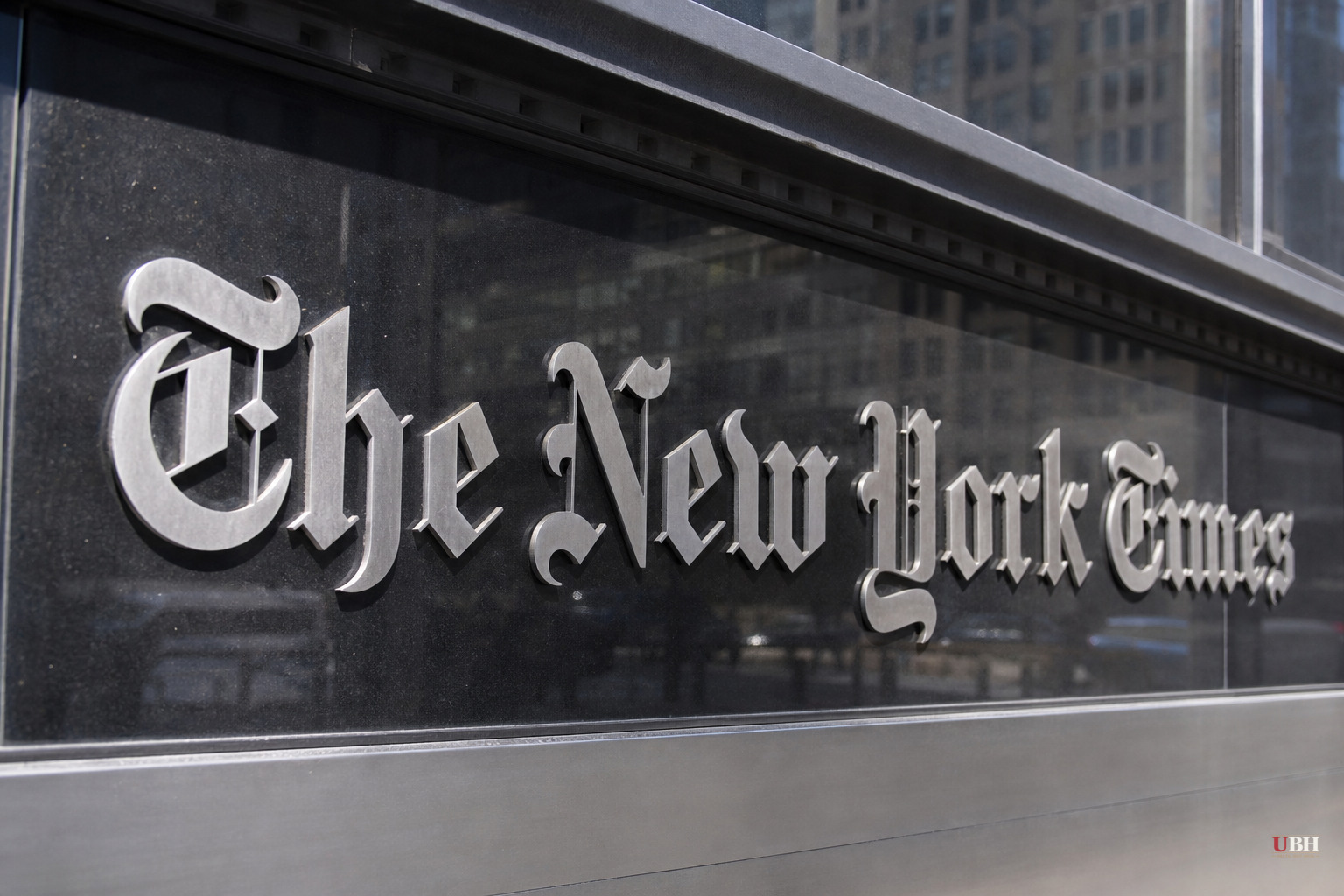 New York Times Cites Evidence of U.S. Strike on Iranian Residential Area That Killed Three Civilians