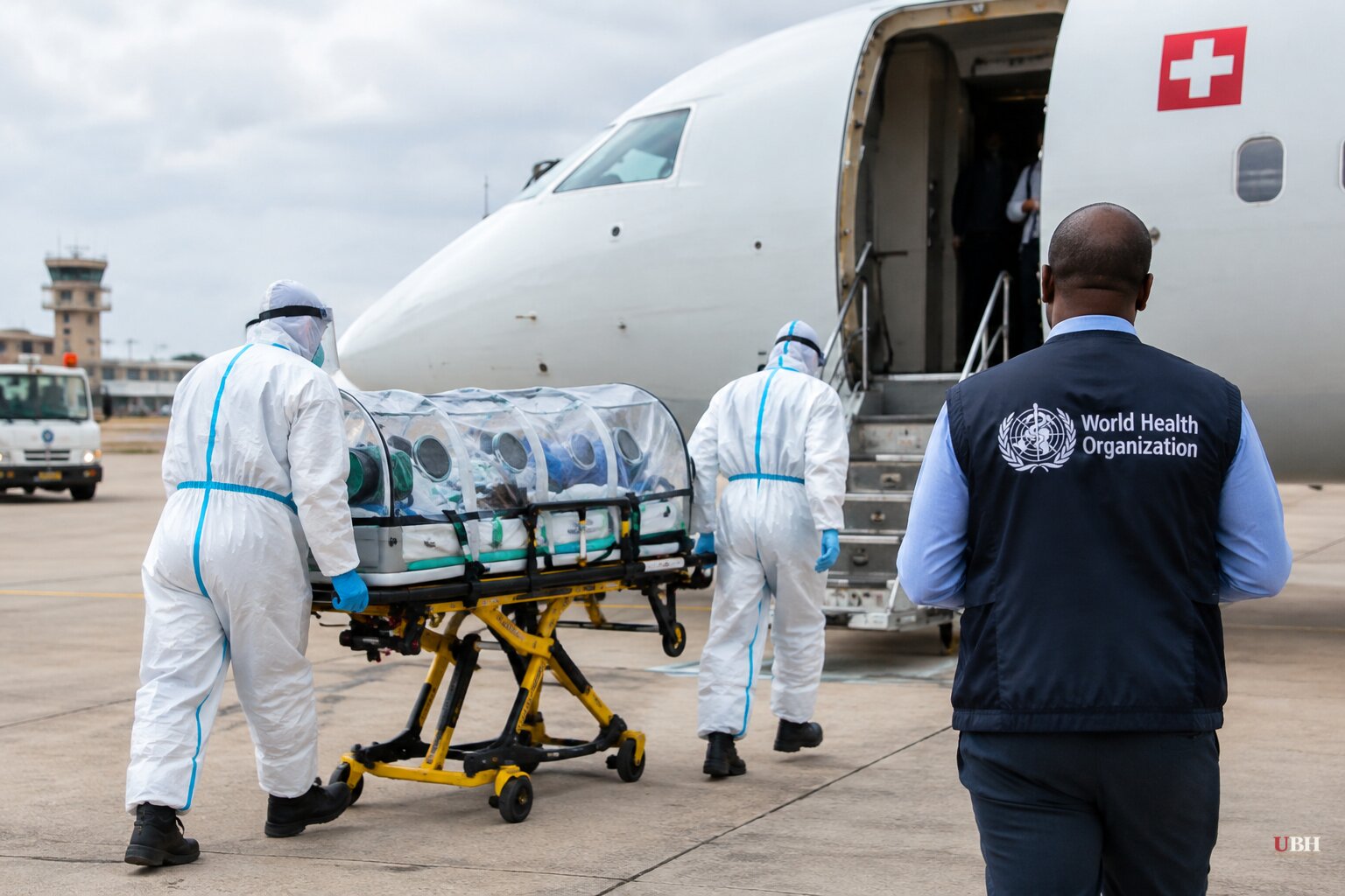 Nigeria's Ebola Patient Evacuated to Switzerland, 52 Contacts Still Monitored as Congo Nurse Is Killed