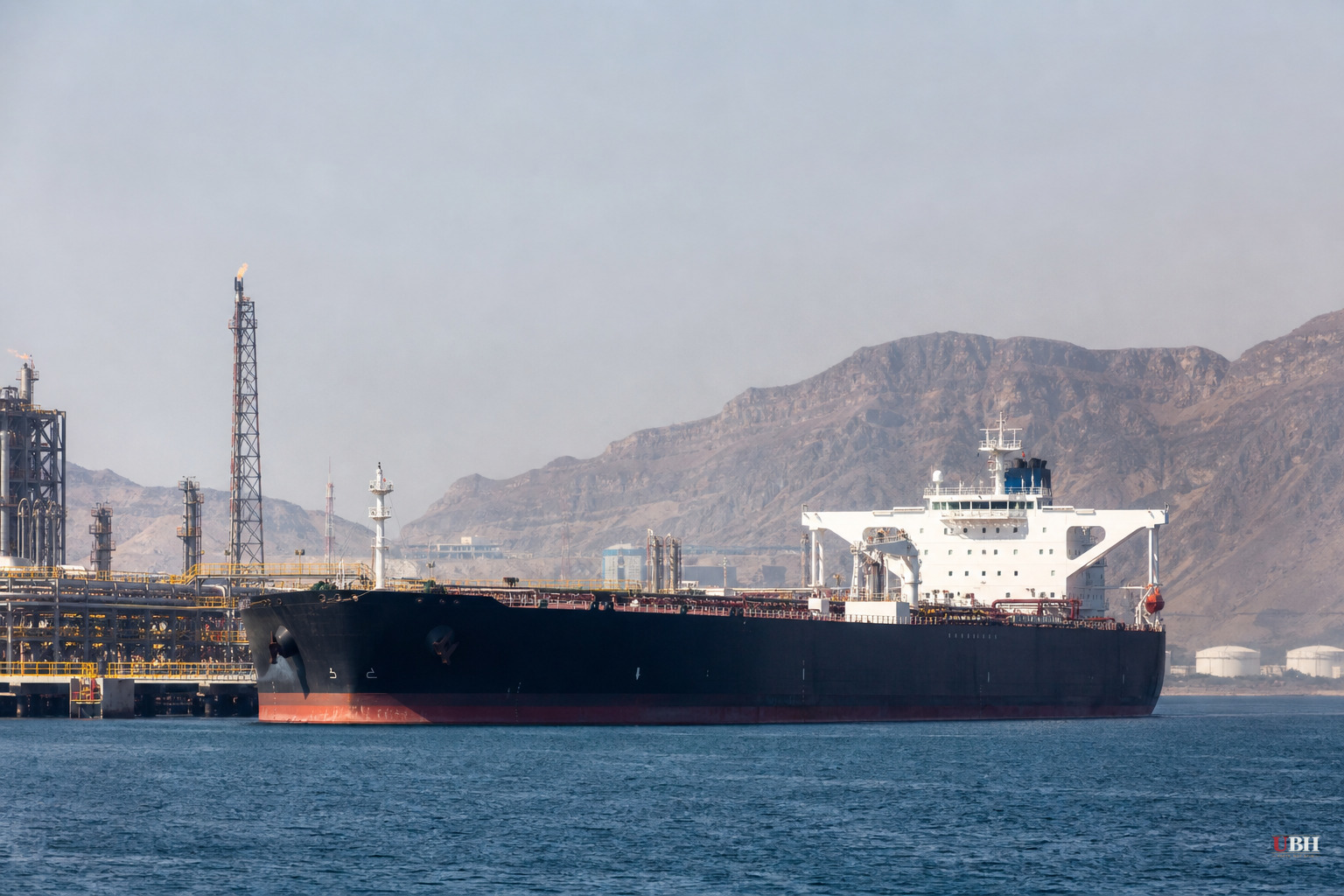 Oil Falls for Third Straight Day as Trump Cites 'Deep Talks' With Iran, Oman Pushes Hormuz Fix
