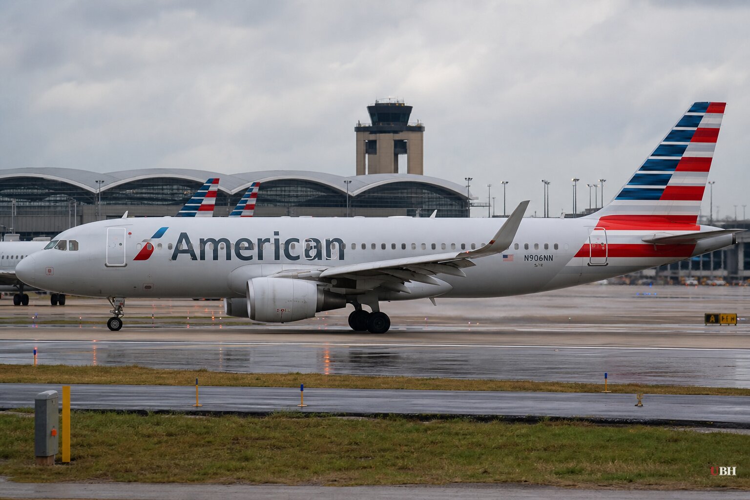 Passenger's Laptop Catches Fire on American Airlines Flight, Burns Four to Five People Landing at DFW