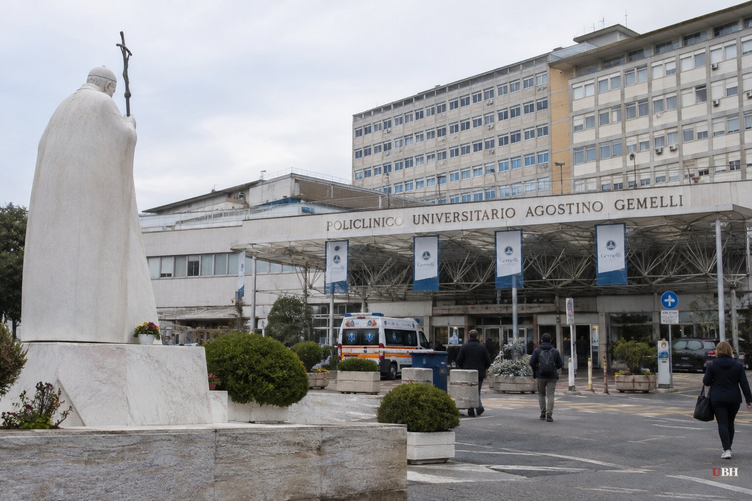 Pope Leo XIV to Have Lung Nodule Removed at Rome's Gemelli Hospital Tuesday
