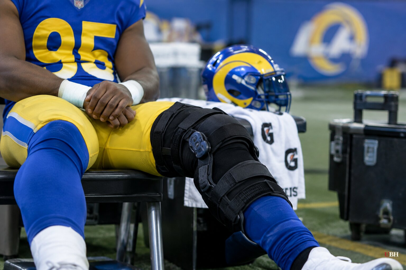 Rams Still Don't Have a Real Timeline for Myles Garrett's Return From Knee Surgery