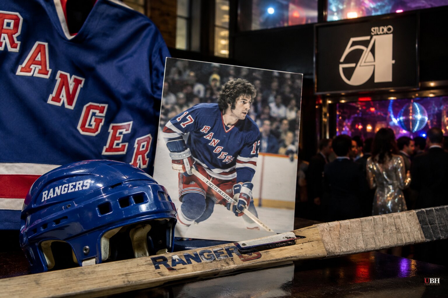 Ron Duguay, Rangers forward and Studio 54 fixture, dies at 69, Sarah Palin says