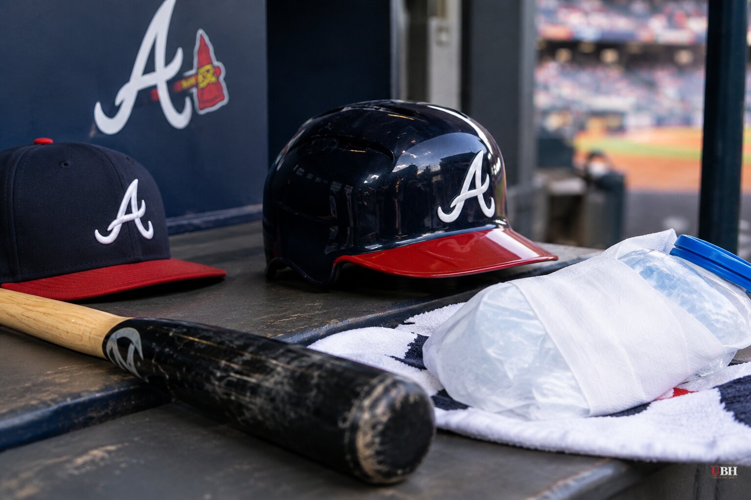Ronald Acuña Jr. Exits Braves-Reds Game With Shin Contusion, X-Rays Negative