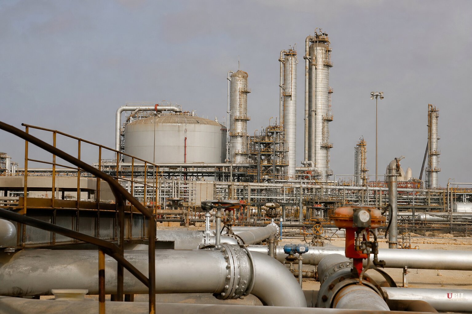 Saudi Aramco's Jizan Refinery Hit Again, Third Attack in Six Weeks as Gulf Tensions Widen