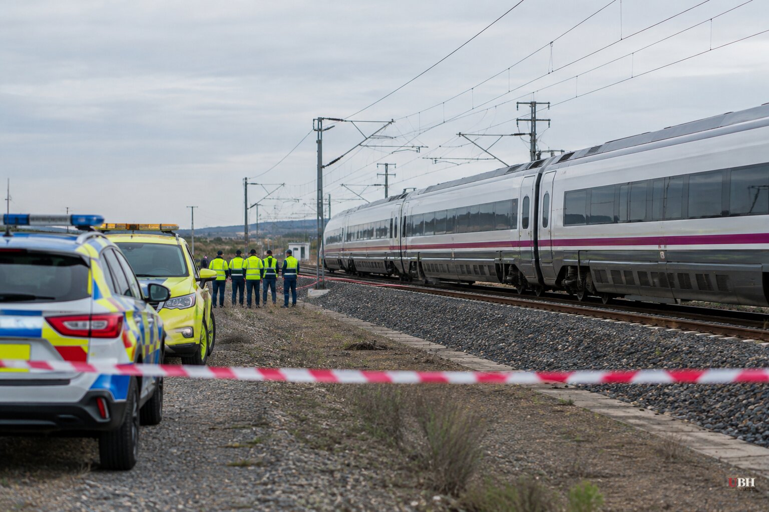 Sánchez Says Trust in High-Speed Rail 'Has Been Broken' as Puente Rejects Calls to Resign After Toledo Crash