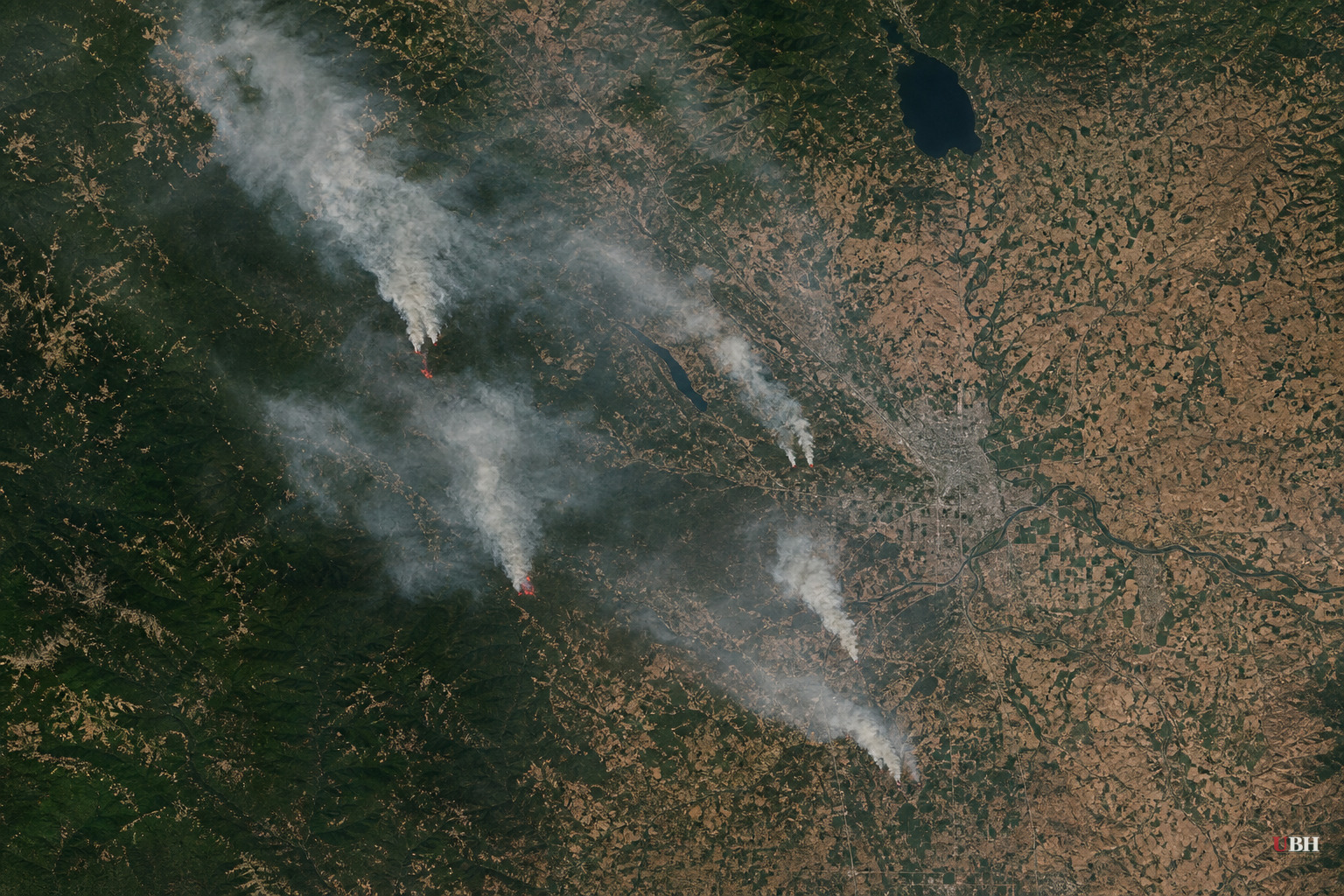 Spokane-Area Wildfires Destroy 600 Buildings, Zero Percent Contained as 250,000 Acres Burn Statewide in Washington